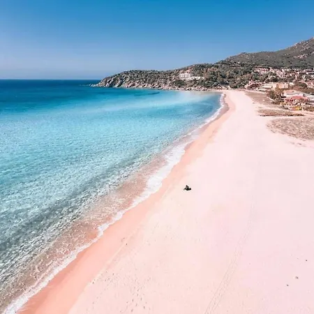 Apartment Stunning In Beautiful Private Villa, 150 Mt From The Beach, Gated 5 Mt From The Sea *