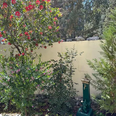 Apartment Stunning In Beautiful Private Villa, 150 Mt From The Beach, Gated 5 Mt From The Sea *